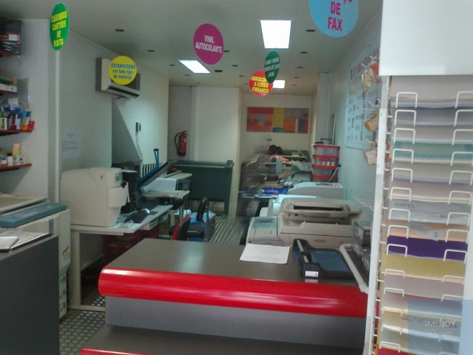 Loja para Venda em Algés, Linda-A-Velha e Cruz Quebrada-Dafundo Foto 3