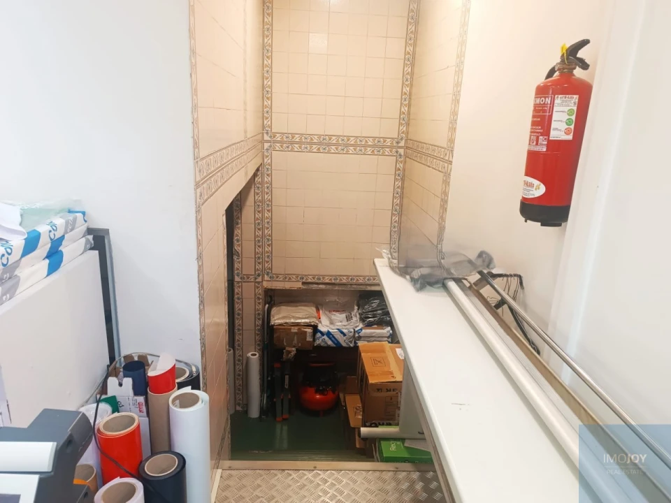 Loja para Arrendamento em Algés, Linda-A-Velha e Cruz Quebrada-Dafundo Foto 14