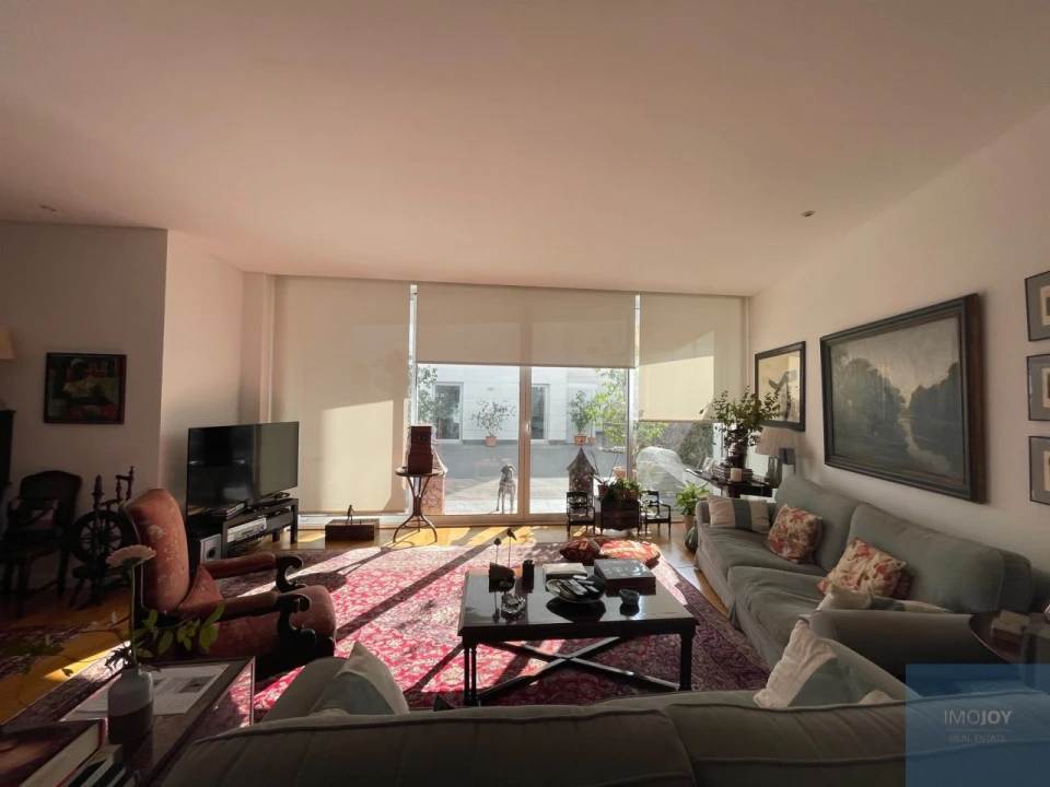 Apartamento T3 para Arrendamento em Algés, Linda-A-Velha e Cruz Quebrada-Dafundo Foto 3