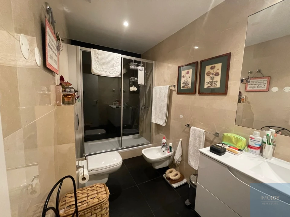 Apartamento T3 para Arrendamento em Algés, Linda-A-Velha e Cruz Quebrada-Dafundo Foto 14