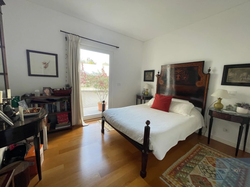 Apartamento T3 para Arrendamento em Algés, Linda-A-Velha e Cruz Quebrada-Dafundo Foto 17