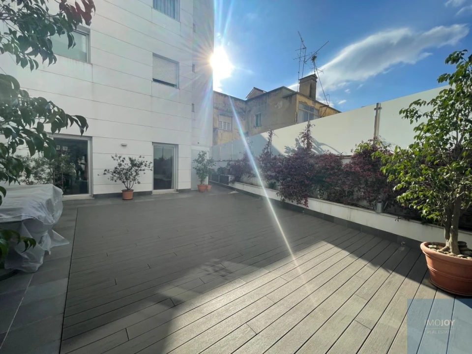 Apartamento T3 para Arrendamento em Algés, Linda-A-Velha e Cruz Quebrada-Dafundo Foto 30