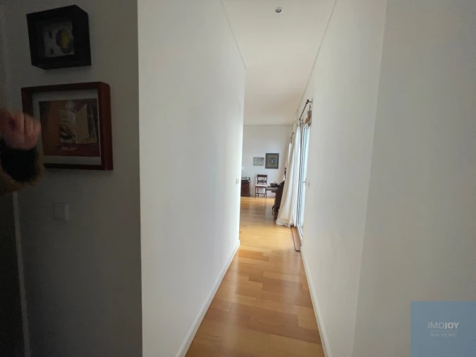 Apartamento T3 para Arrendamento em Algés, Linda-A-Velha e Cruz Quebrada-Dafundo Foto 11