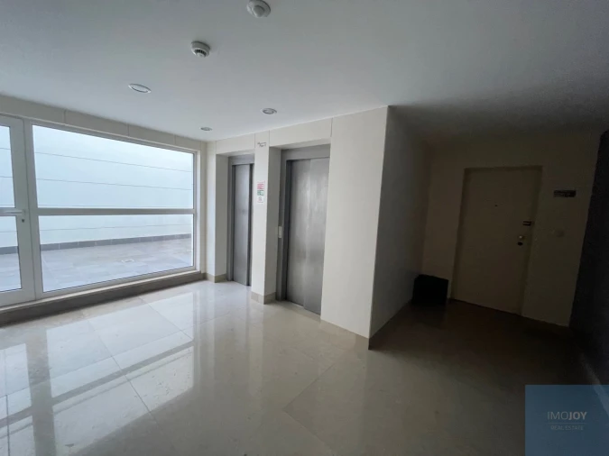 Apartamento T3 para Arrendamento em Algés, Linda-A-Velha e Cruz Quebrada-Dafundo Foto 35