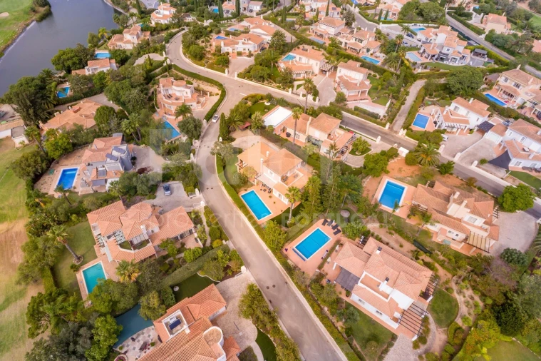 Moradia T3 para Venda em Ferragudo Foto 49