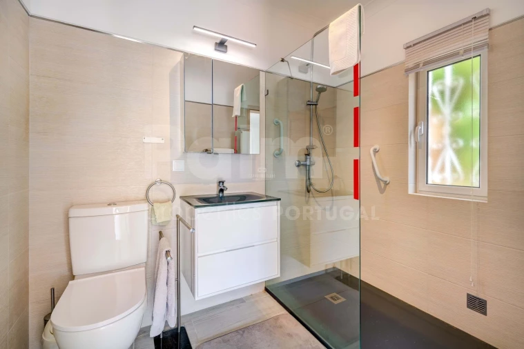 Moradia T3 para Venda em Ferragudo Foto 23