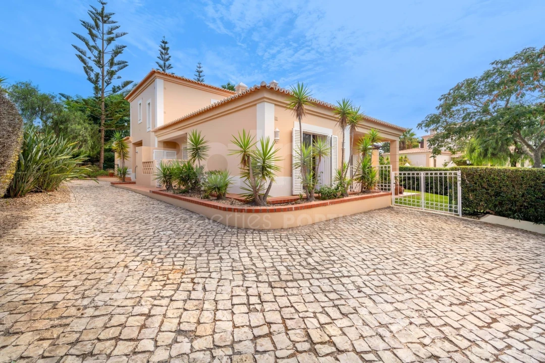 Moradia T3 para Venda em Ferragudo Foto 48