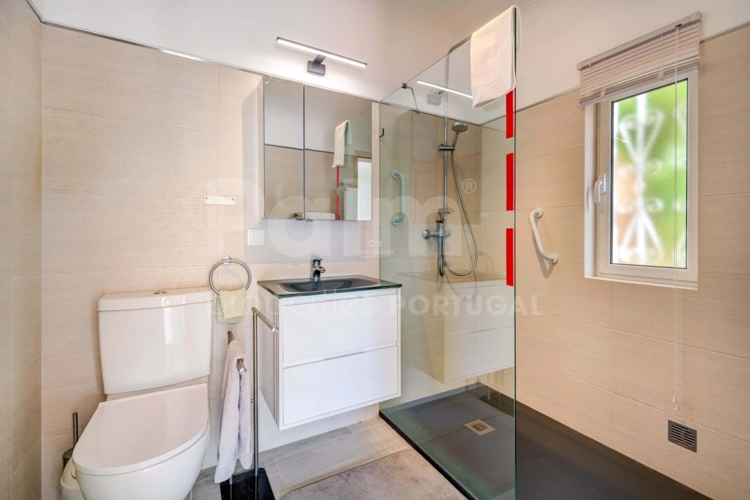 Moradia T3 para Venda em Ferragudo Foto 23