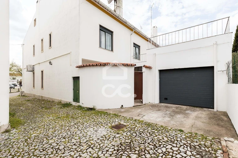 Moradia T5 para Venda em Malagueira e Horta das Figueiras Foto 6