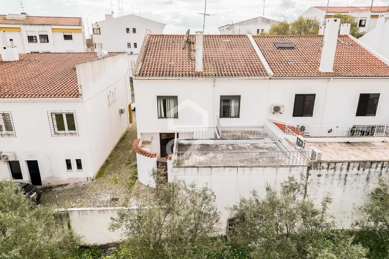 Moradia T5 para Venda em Malagueira e Horta das Figueiras Foto 52