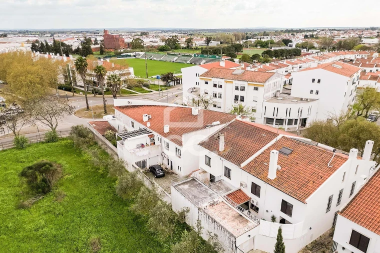 Moradia T5 para Venda em Malagueira e Horta das Figueiras Foto 56