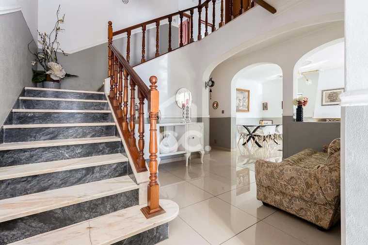 Moradia T5 para Venda em Malagueira e Horta das Figueiras Foto 15