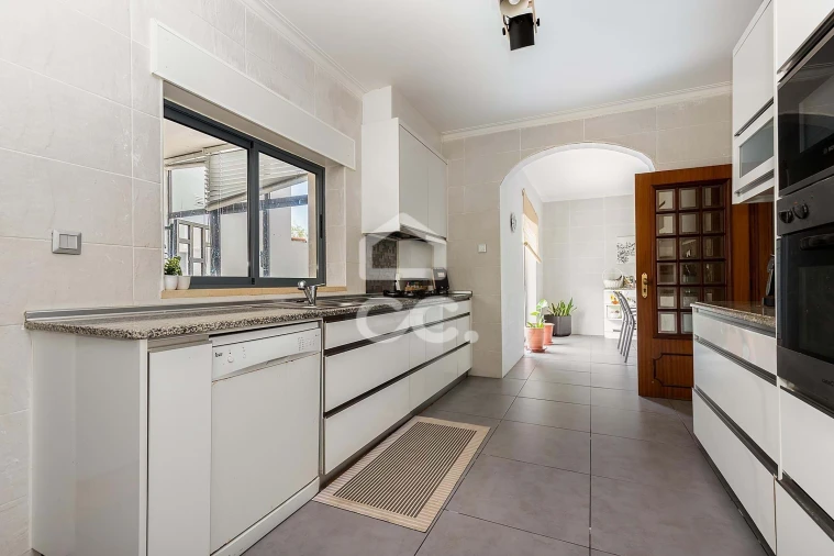 Moradia T5 para Venda em Malagueira e Horta das Figueiras Foto 11