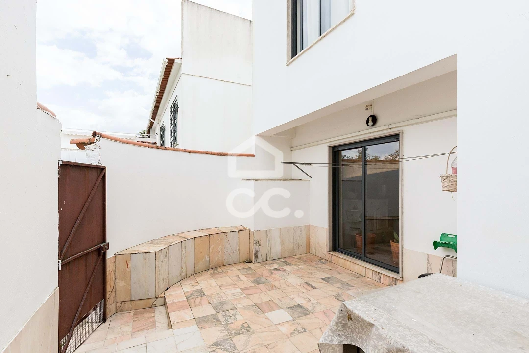 Moradia T5 para Venda em Malagueira e Horta das Figueiras Foto 34