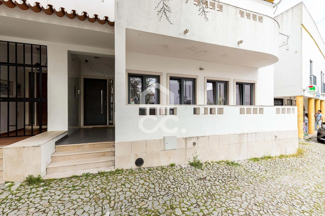 Moradia T5 para Venda em Malagueira e Horta das Figueiras Foto 45