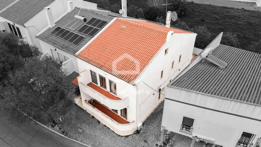 Moradia T5 para Venda em Malagueira e Horta das Figueiras