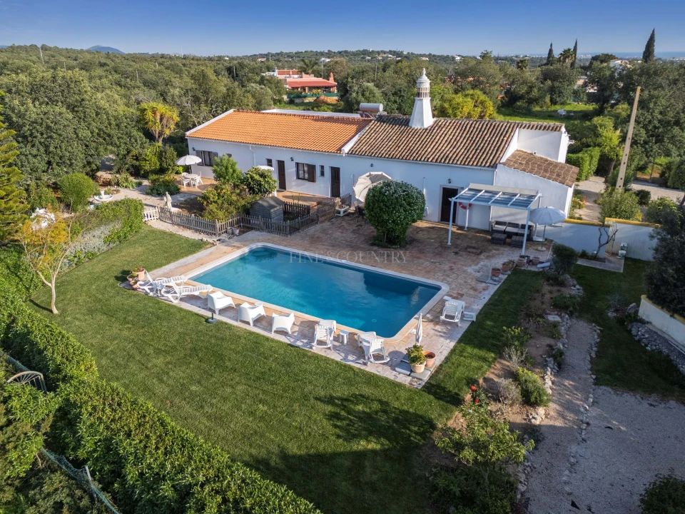 Moradia T6 para Venda em Boliqueime Foto 1