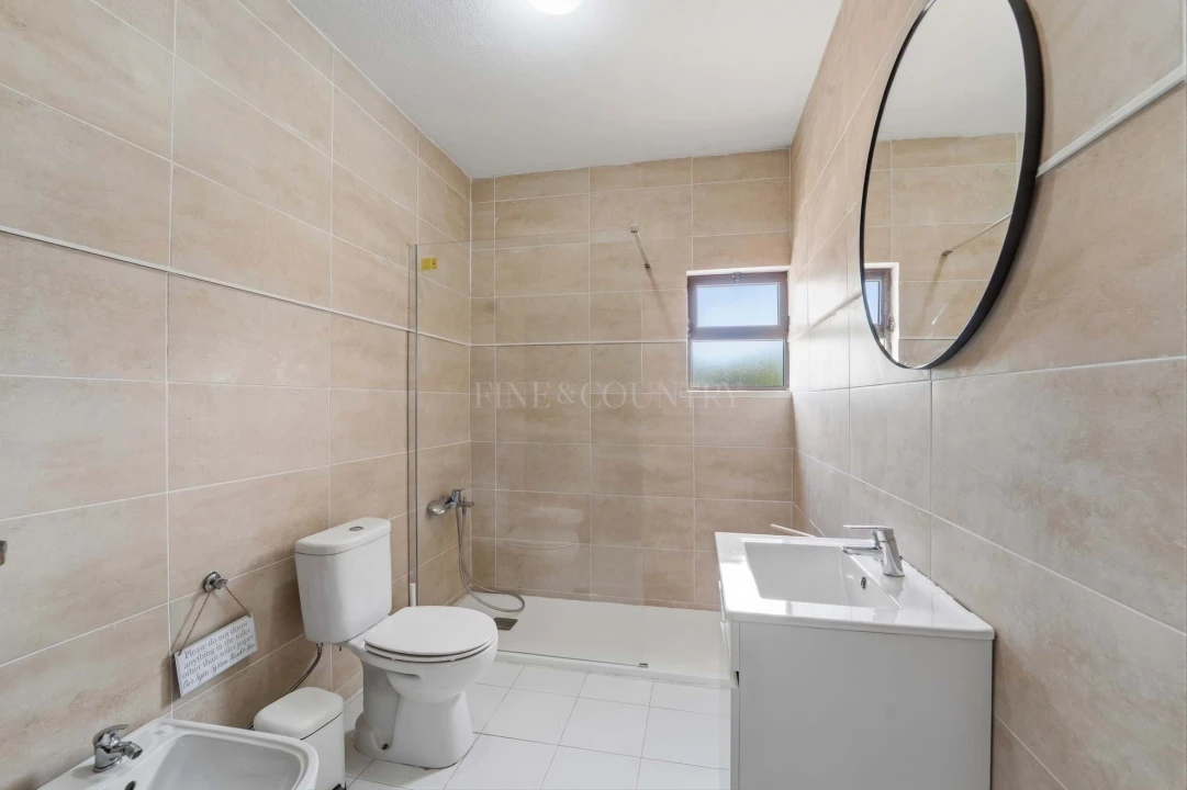 Moradia T6 para Venda em Boliqueime Foto 31