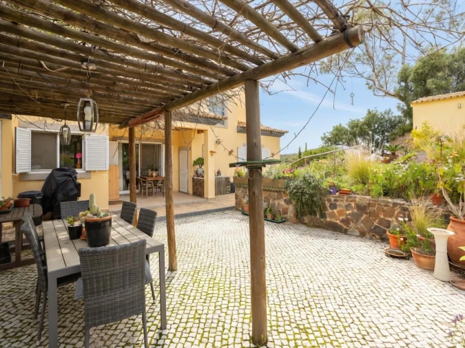 Moradia T5 para Venda em Santa Catarina da Fonte do Bispo Foto 20