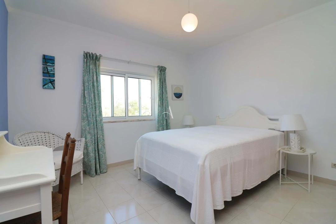 Moradia T4 para Venda em Loule (São Clemente) Foto 8