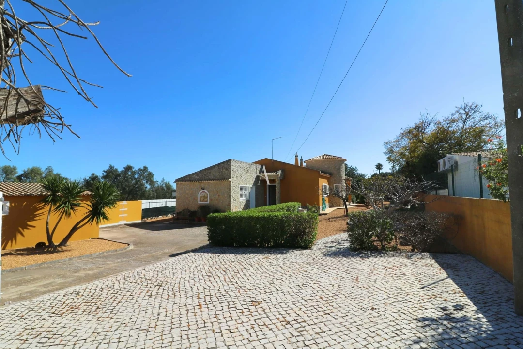 Moradia T4 para Venda em Loule (São Clemente) Foto 3