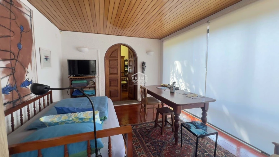 Moradia T6 para Venda em Caniço Foto 11