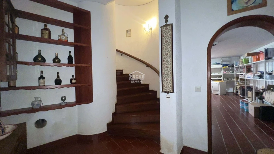 Moradia T6 para Venda em Caniço Foto 41