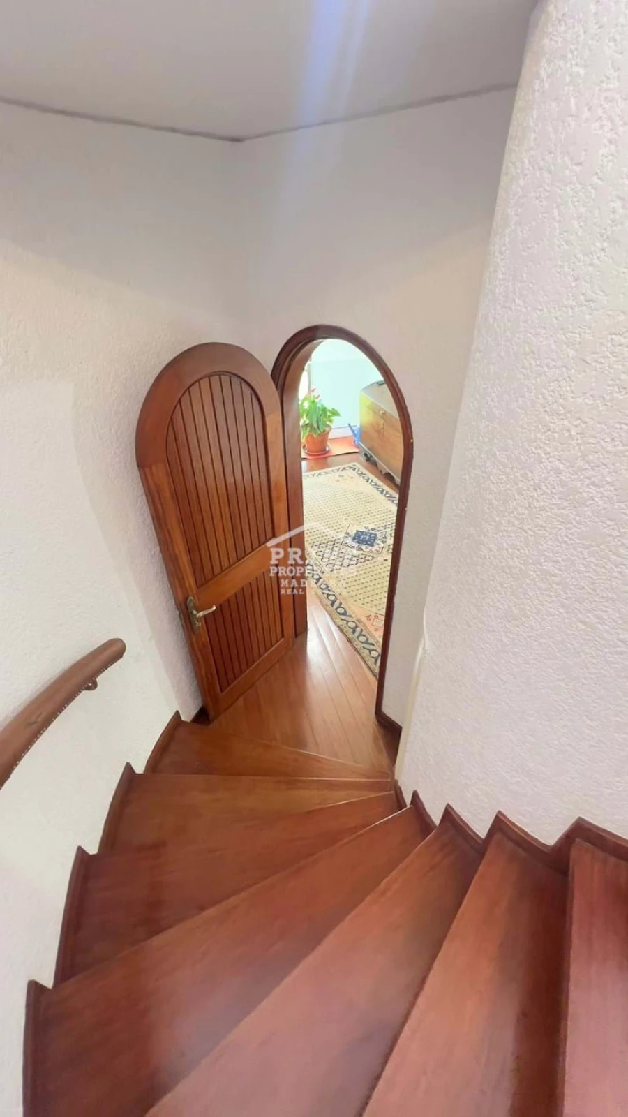 Moradia T6 para Venda em Caniço Foto 7