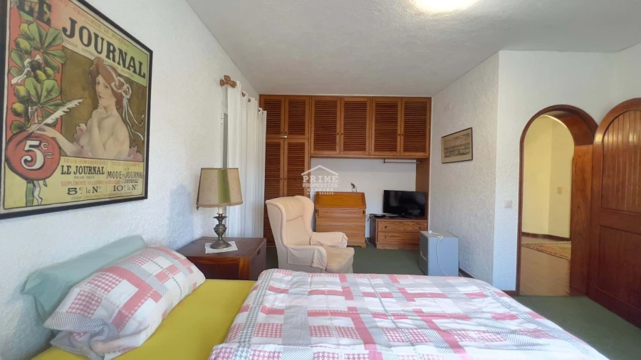 Moradia T6 para Venda em Caniço Foto 31