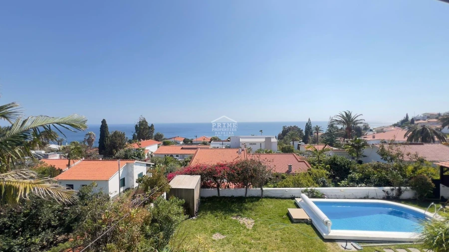 Moradia T6 para Venda em Caniço Foto 47