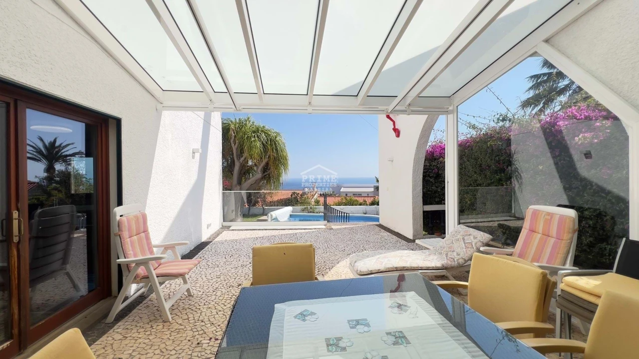 Moradia T6 para Venda em Caniço Foto 45