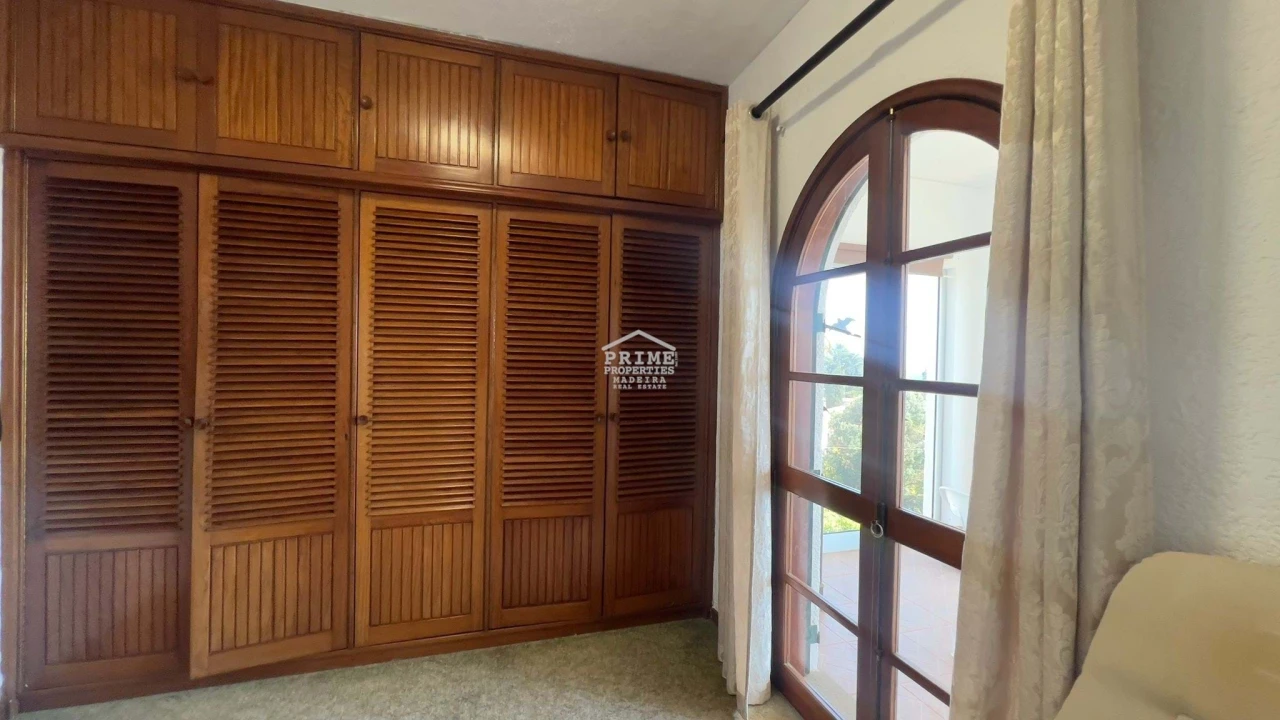 Moradia T6 para Venda em Caniço Foto 24