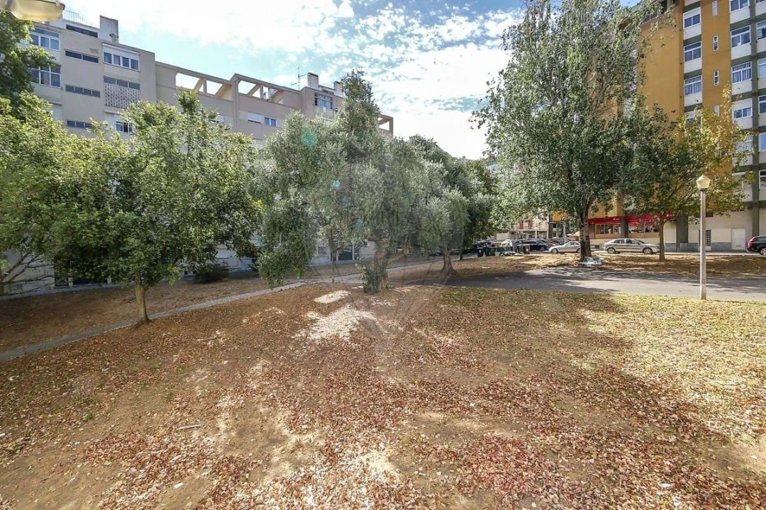 Apartamento T3 para Venda em Olivais Foto 21