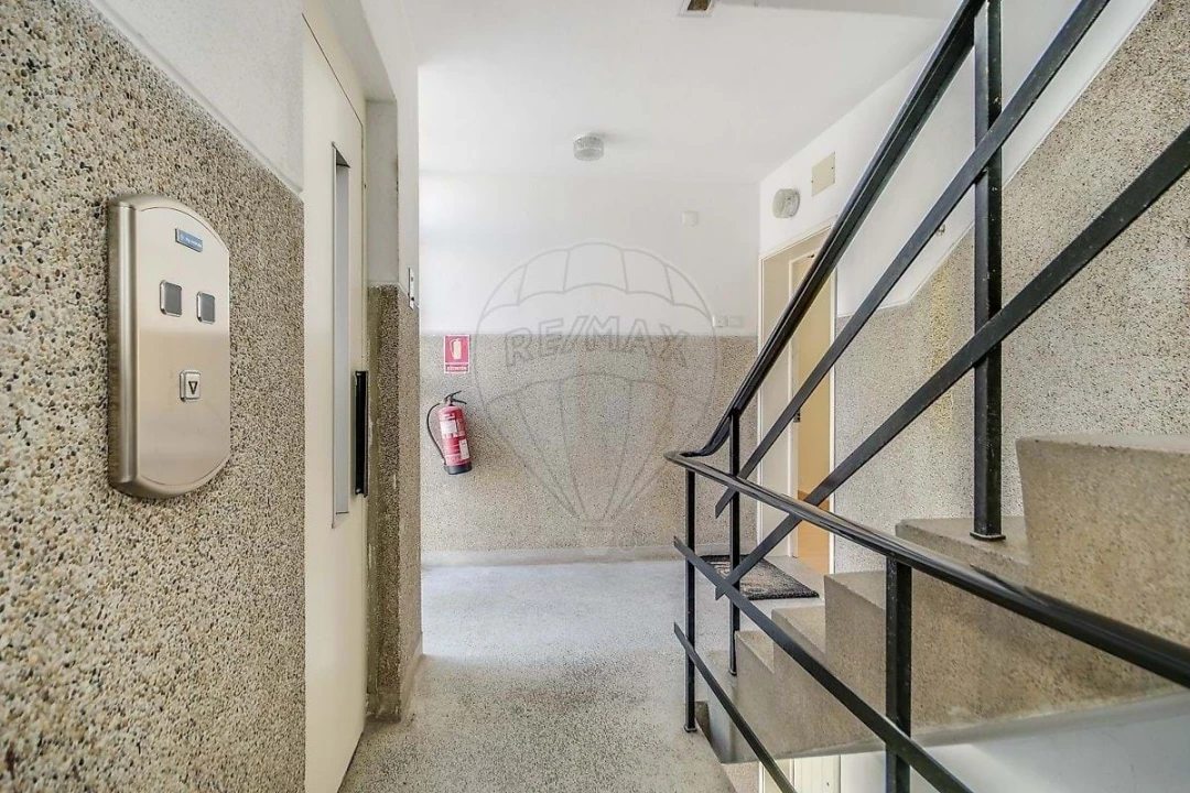 Apartamento T3 para Venda em Olivais Foto 16