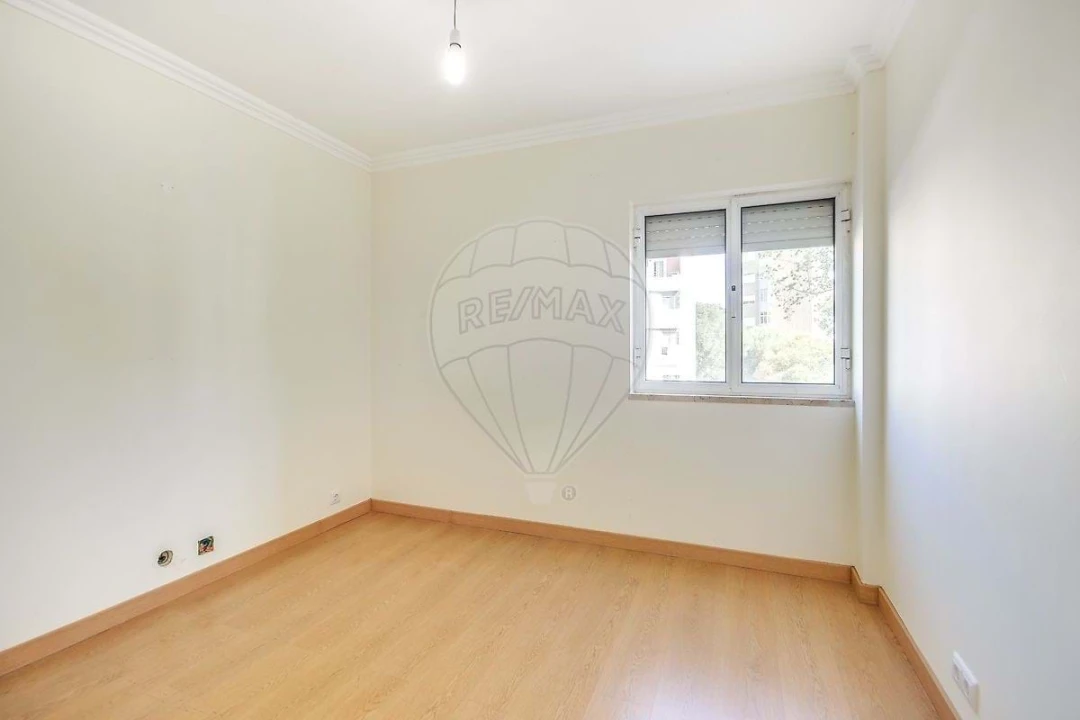 Apartamento T3 para Venda em Olivais Foto 8