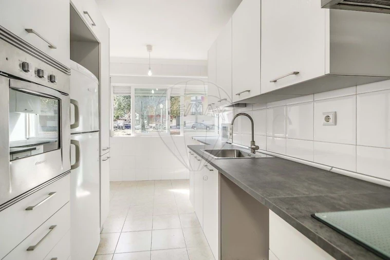 Apartamento T3 para Venda em Olivais Foto 1