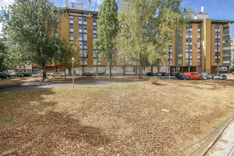 Apartamento T3 para Venda em Olivais Foto 20