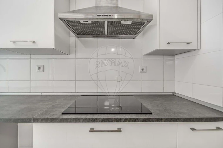 Apartamento T3 para Venda em Olivais Foto 3