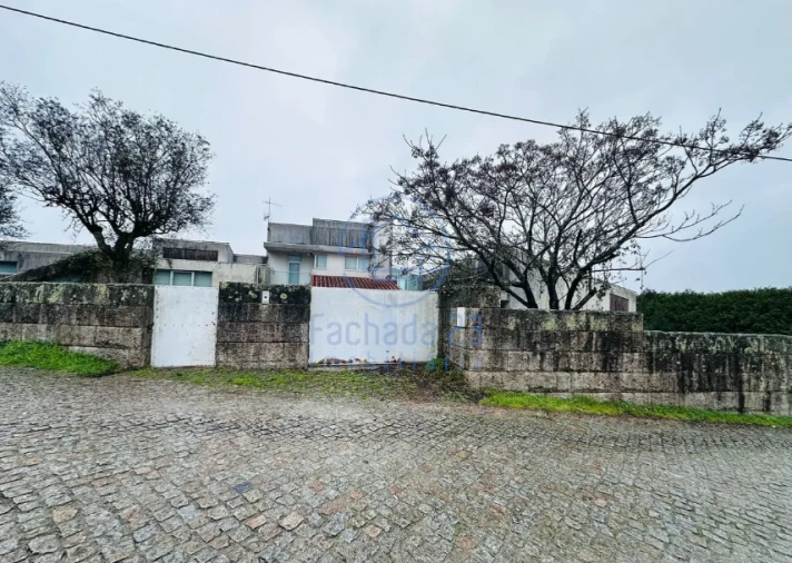 Moradia T4 para Venda em Galegos Foto 2