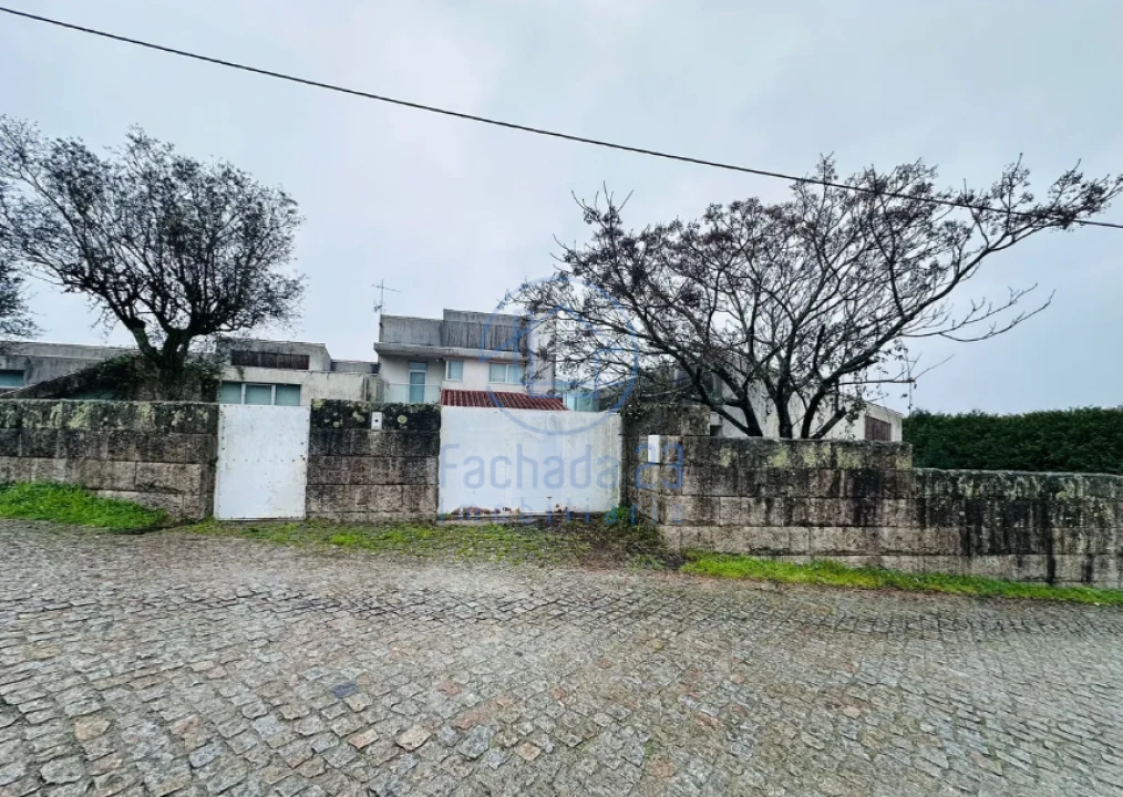 Moradia T4 para Venda em Galegos Foto 2