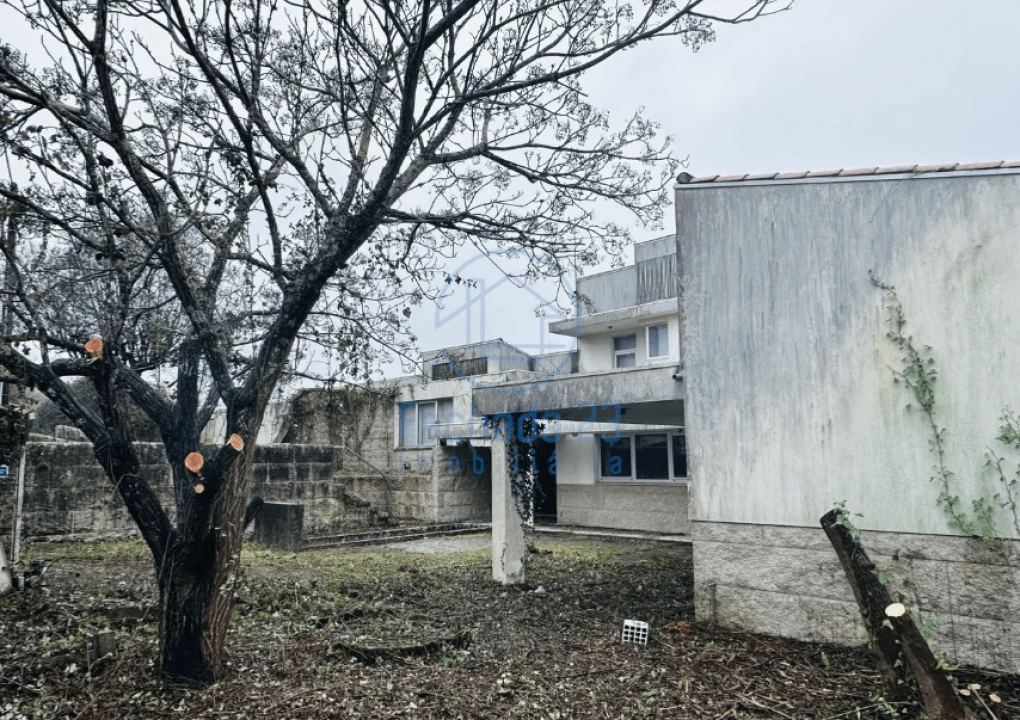 Moradia T4 para Venda em Galegos Foto 4