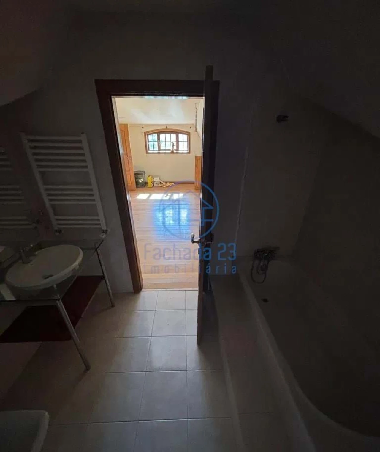 Moradia T5 para Venda em Meinedo Foto 14