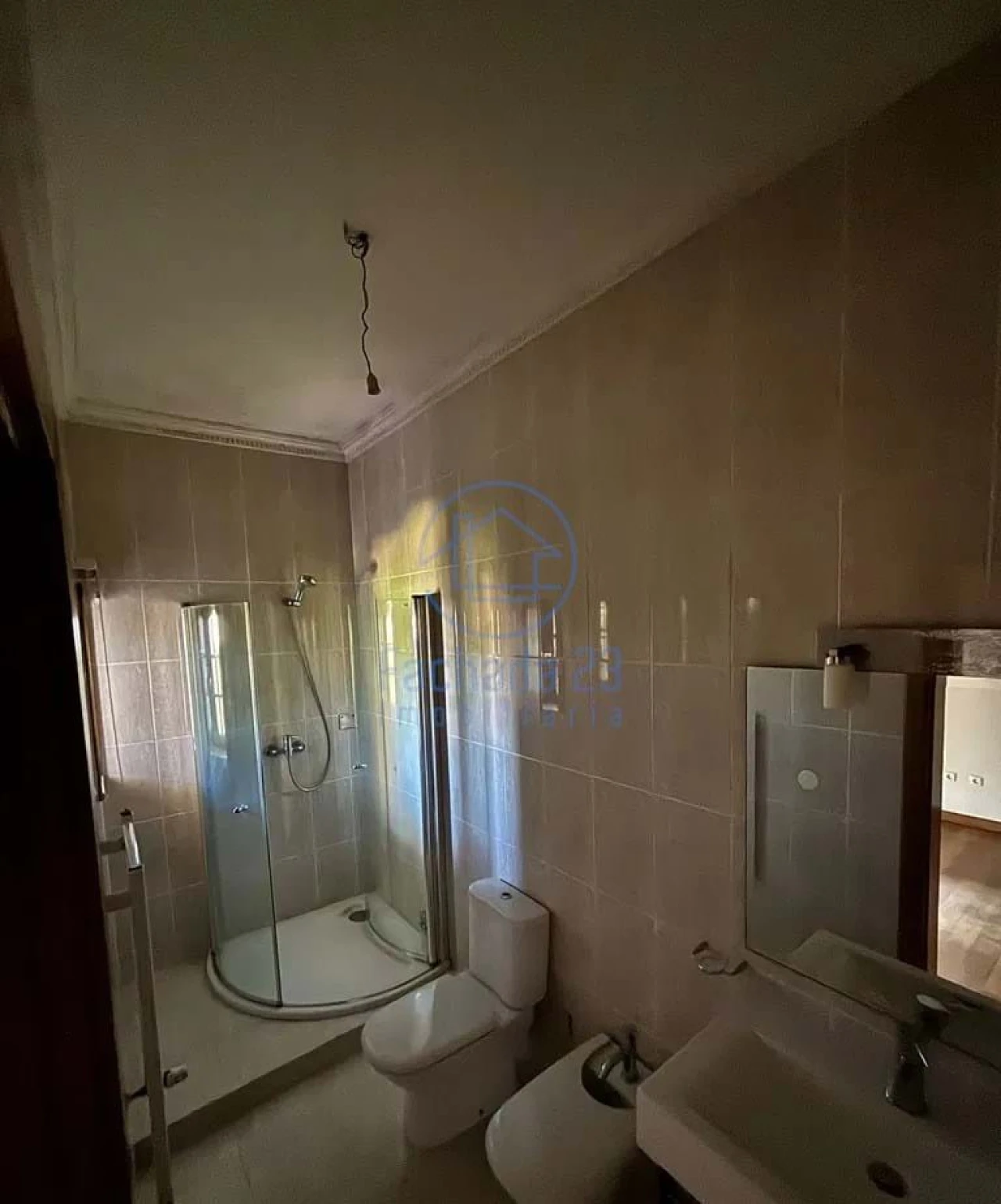 Moradia T5 para Venda em Meinedo Foto 10