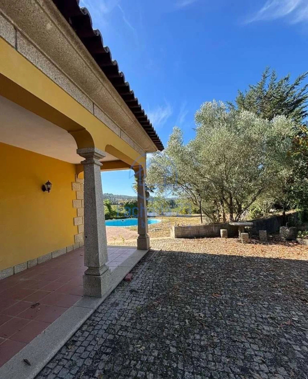 Moradia T5 para Venda em Meinedo Foto 17