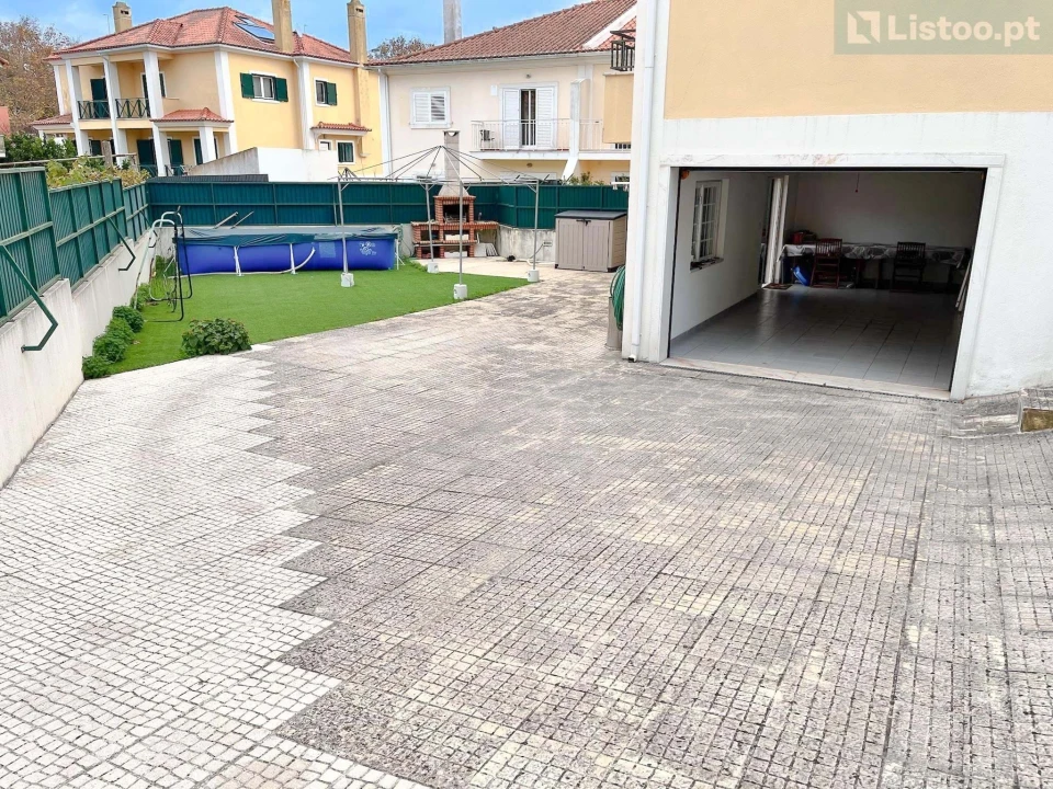 Moradia T5 para Venda em São Domingos de Rana Foto 47