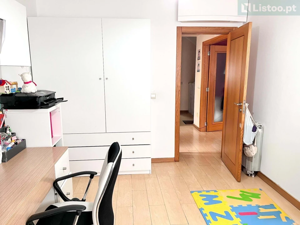 Moradia T5 para Venda em São Domingos de Rana Foto 9