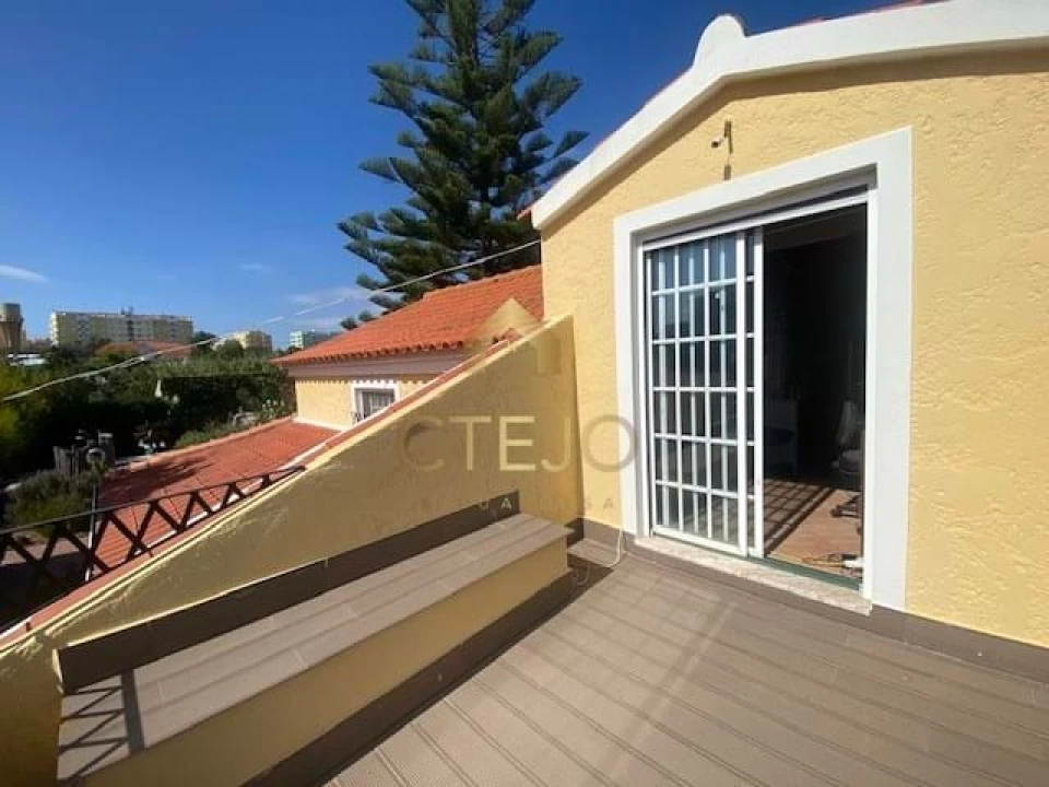 Moradia T2 para Venda em Seixal, Arrentela e Aldeia de Paio Pires Foto 13