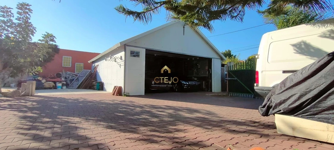 Moradia T2 para Venda em Seixal, Arrentela e Aldeia de Paio Pires Foto 39