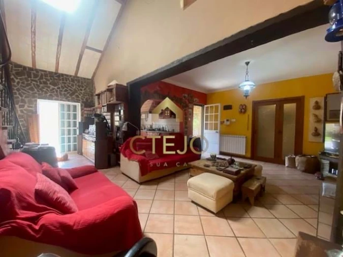 Moradia T2 para Venda em Seixal, Arrentela e Aldeia de Paio Pires Foto 3