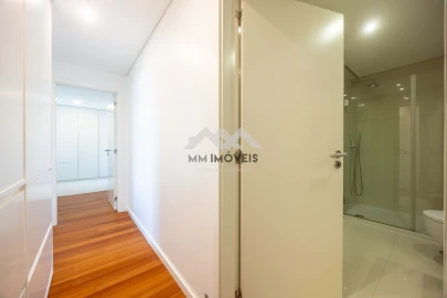Apartamento T2 para Arrendamento em Ramalde